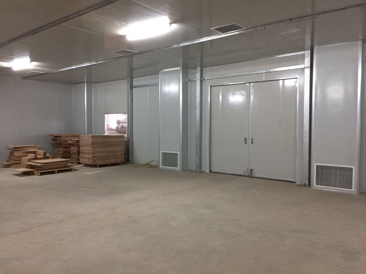 恒溫恒濕養(yang) 護房